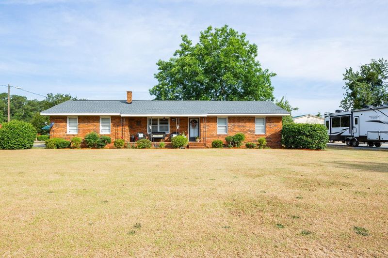 842 Ammons Rd, Dunn, NC 28334