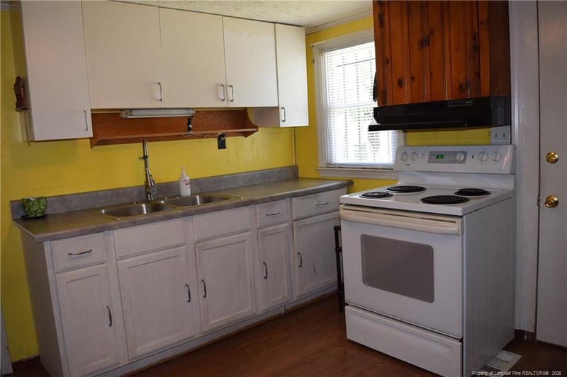 842 Shaw Mill Rd, Fayetteville, NC 28311