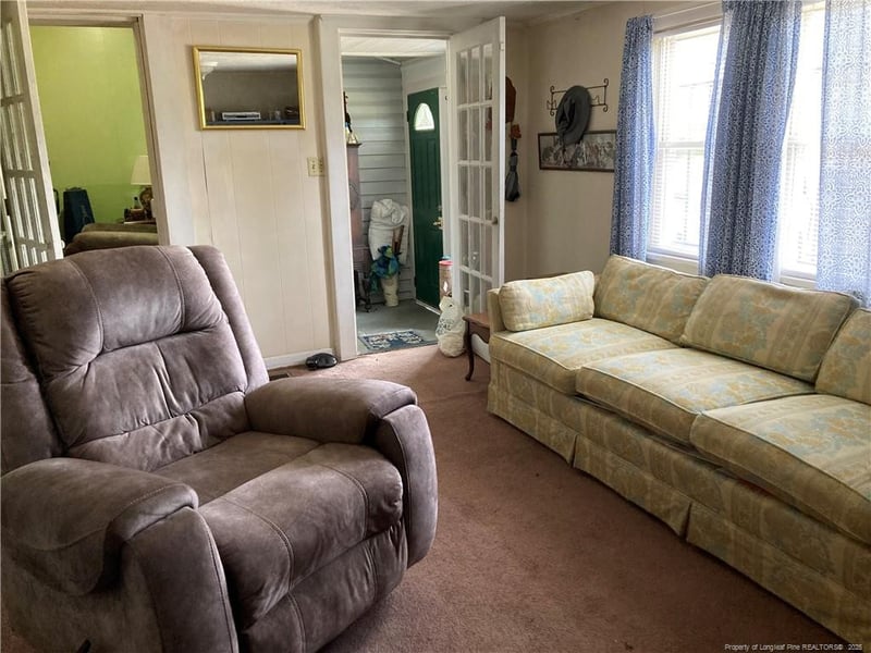842 Shaw Mill Rd, Fayetteville, NC 28311