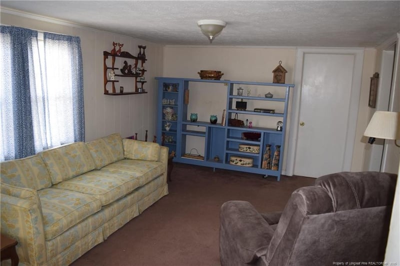842 Shaw Mill Rd, Fayetteville, NC 28311