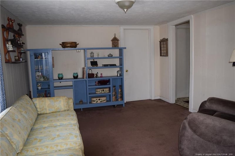 842 Shaw Mill Rd, Fayetteville, NC 28311