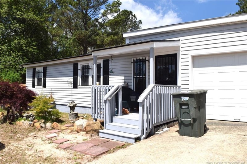 842 Shaw Mill Rd, Fayetteville, NC 28311