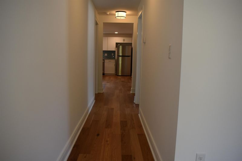 842 N White St, Wake Forest, NC 27587