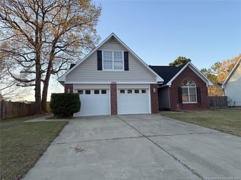 8420 Deertrot Dr, Fayetteville, NC 28314