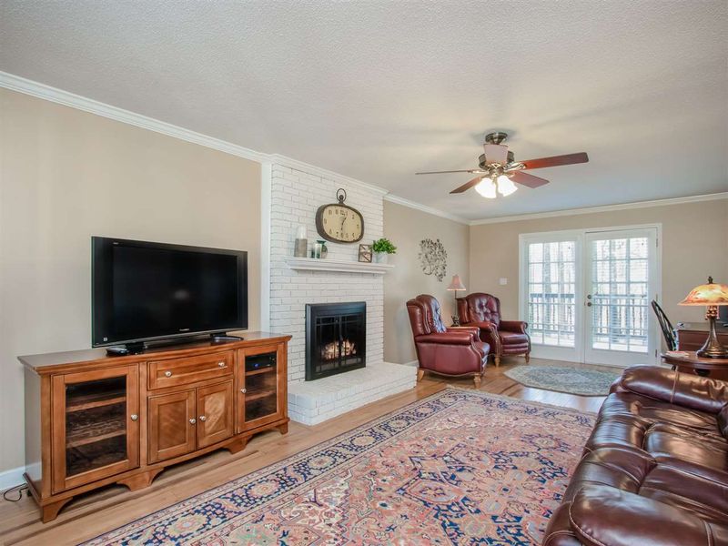 8420 Wyndridge Dr, Apex, NC 27539