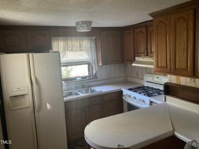 8421 Farrington Mill Rd, Chapel Hill, NC 27517