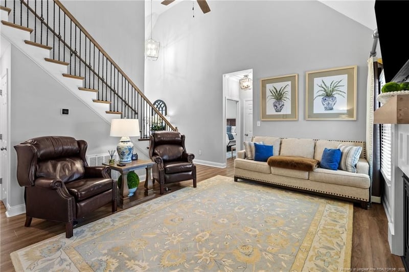 8422 Foxtrail Dr, Fayetteville, NC 28311