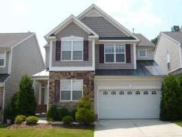 8423 Header Stone Dr, Raleigh, NC 27613