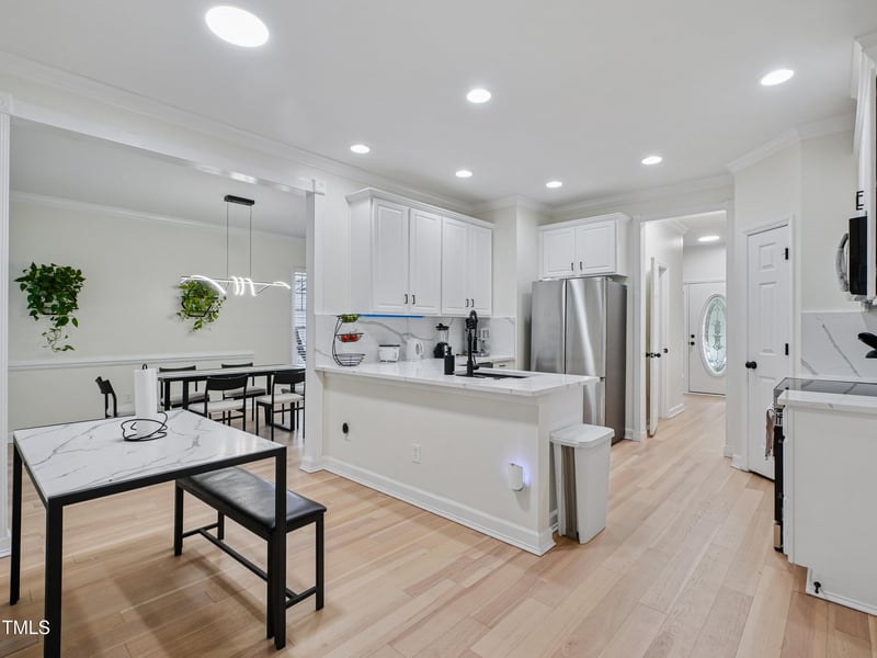 8424 Eagle View Dr, Durham, NC 27713