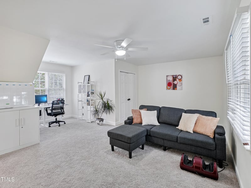 8424 Eagle View Dr, Durham, NC 27713