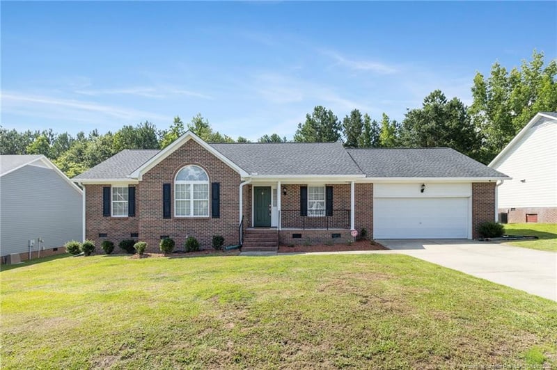 8424 English Saddle Dr, Fayetteville, NC 28314