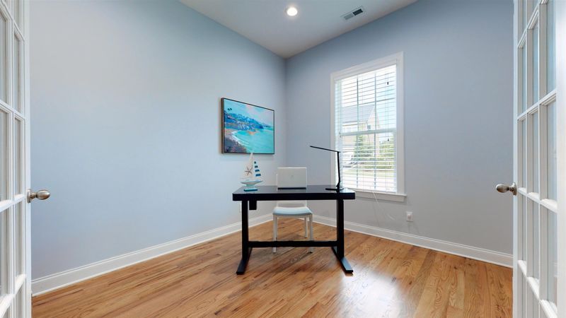 8424 Rosiere Dr, Cary, NC 27518