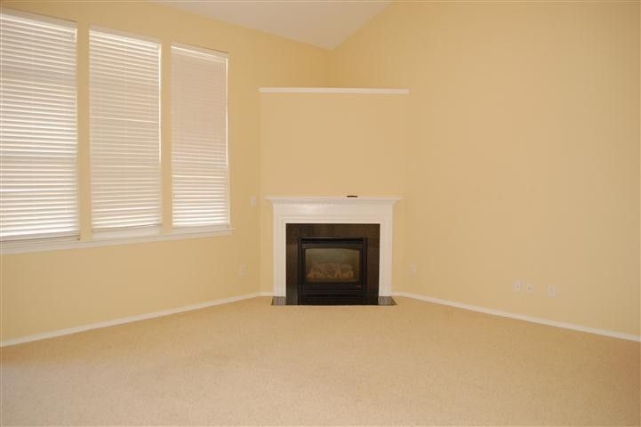 8425 Header Stone Dr, Raleigh, NC 27613