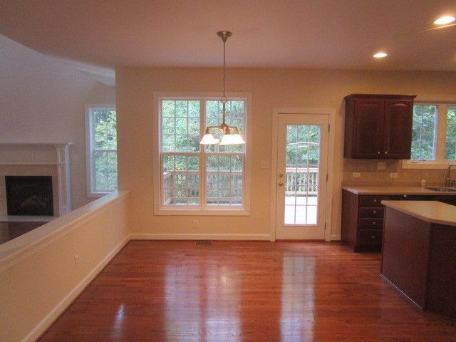 8429 Piney Branch Dr, Apex, NC 27539