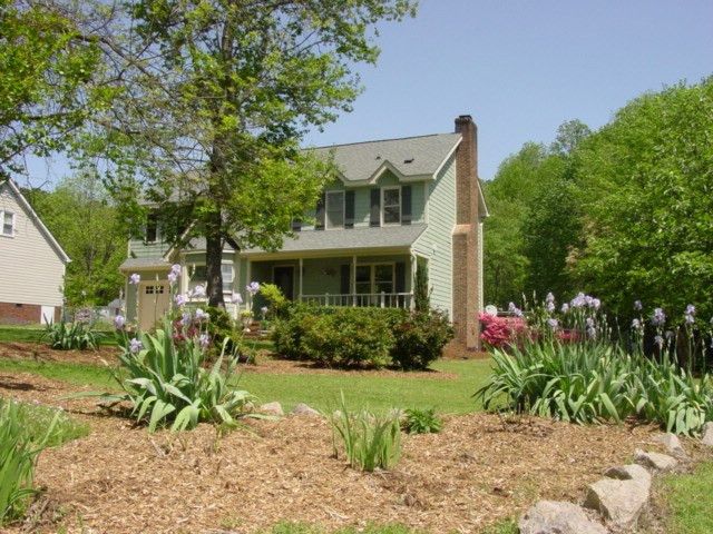 8429 Wyndridge Dr, Apex, NC 27539
