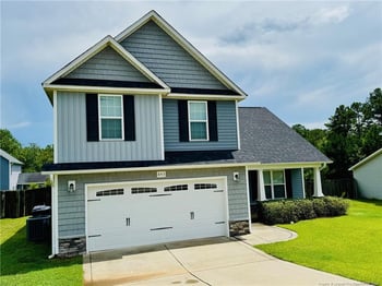 843 Screech Owl Dr, Hope Mills, NC 28348