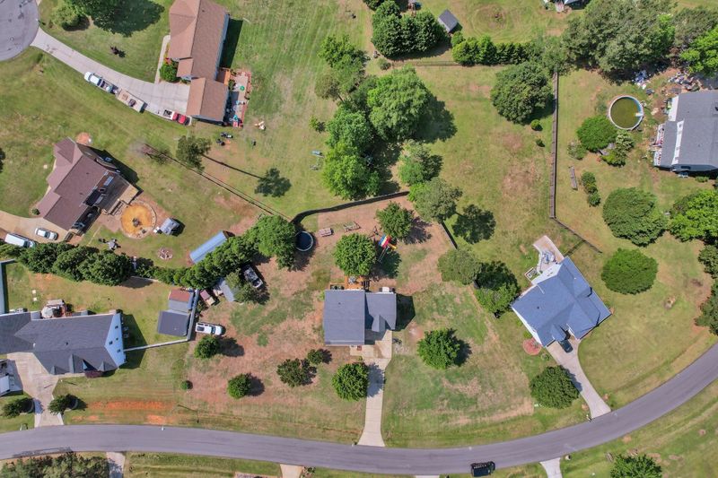 843 Sunrise Dr, Garner, NC 27529