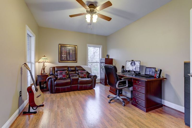 843 Talon Dr, Pittsboro, NC 27312