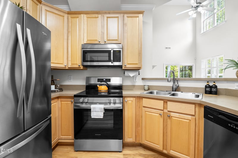8432 Stone Mason Dr, Raleigh, NC 27613