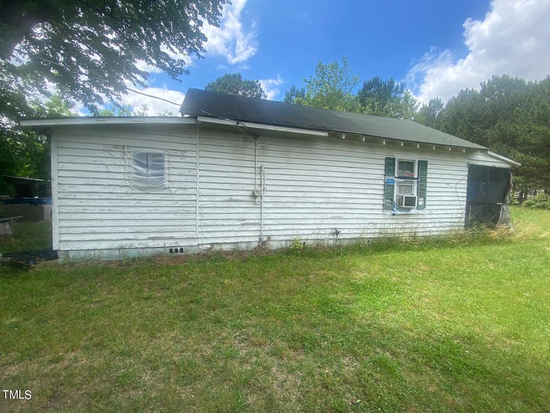 8433 Little Woody Ct, Zebulon, NC 27597