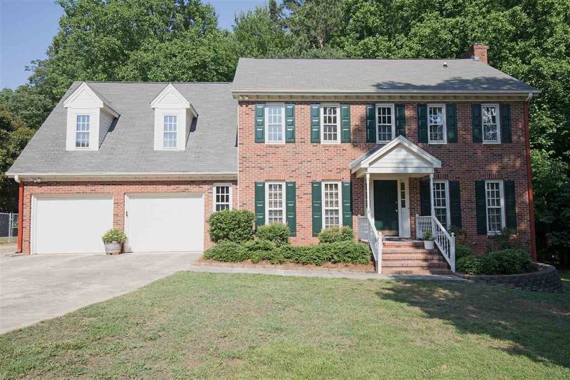 8433 Wyndridge Dr, Apex, NC 27539