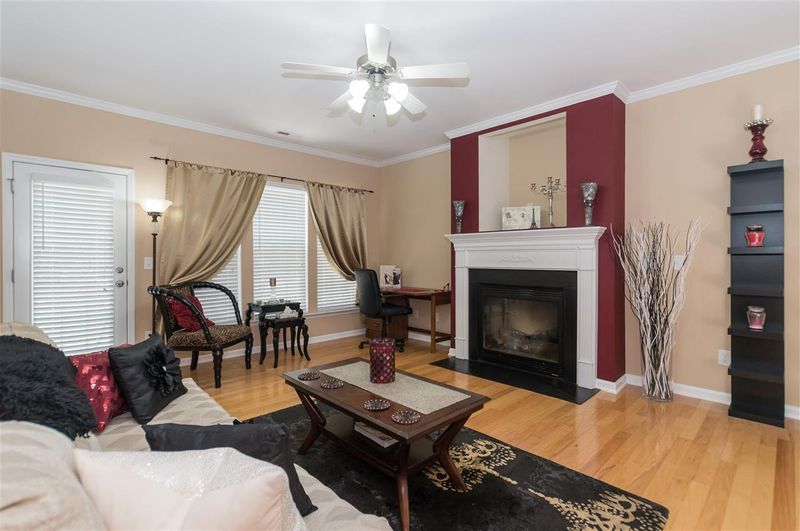 8436 Stone Mason Dr, Raleigh, NC 27613