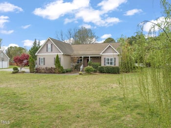 8437 Little Woody Ct, Zebulon, NC 27597