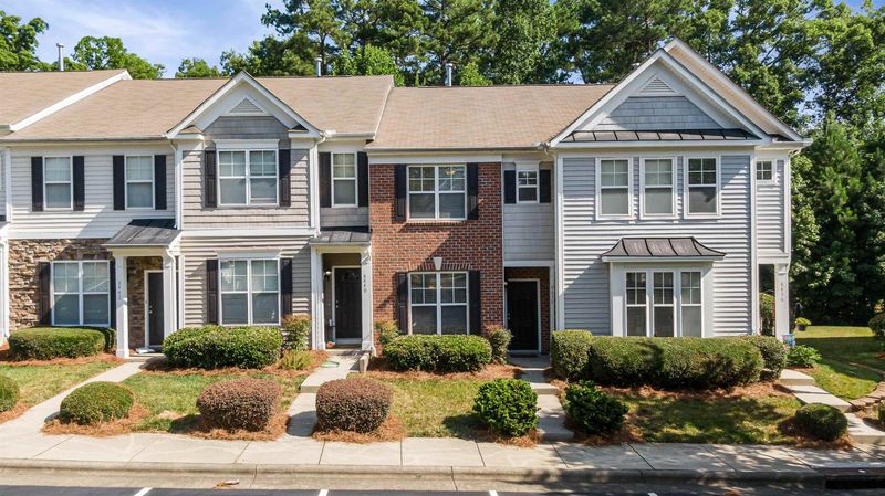 8438 Central Dr, Raleigh, NC 27613