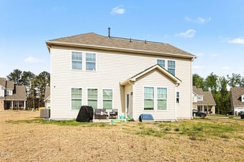 844 Golden Plum Ln, Zebulon, NC 27597