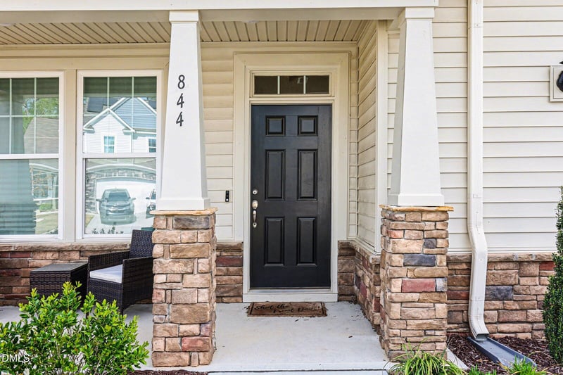 844 Golden Plum Ln, Zebulon, NC 27597