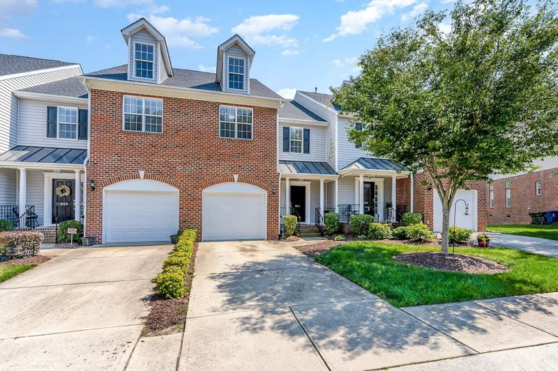 844 Saratoga Dr, Durham, NC 27704