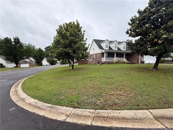 8440 Deertrot Dr, Fayetteville, NC 28314