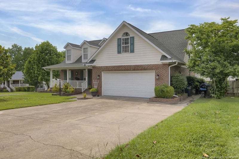 8440 Deertrot Dr, Fayetteville, NC 28314