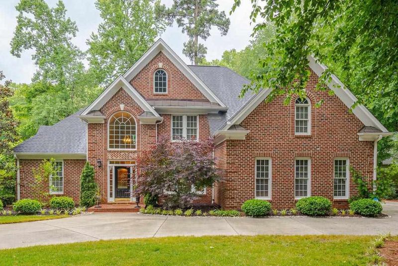 8441 Sawyer Dr, Raleigh, NC 27613