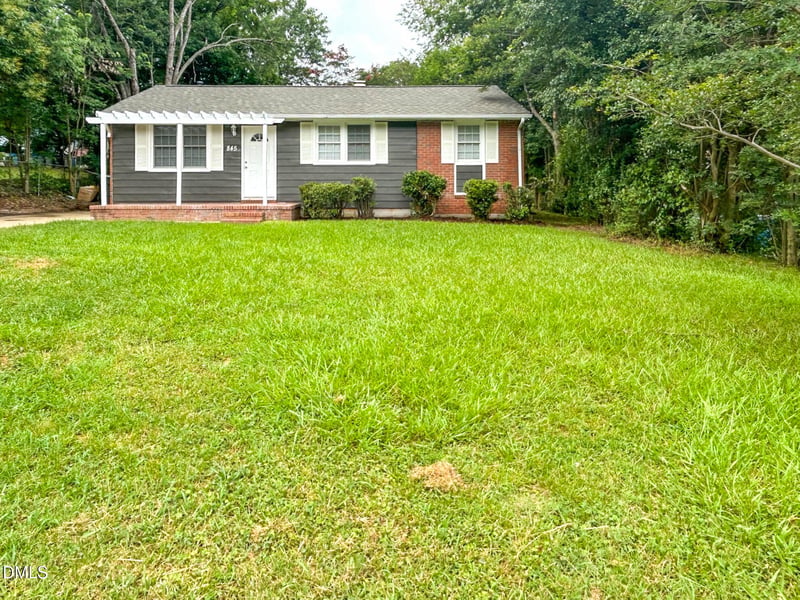 845 Newcombe Rd, Raleigh, NC 27610