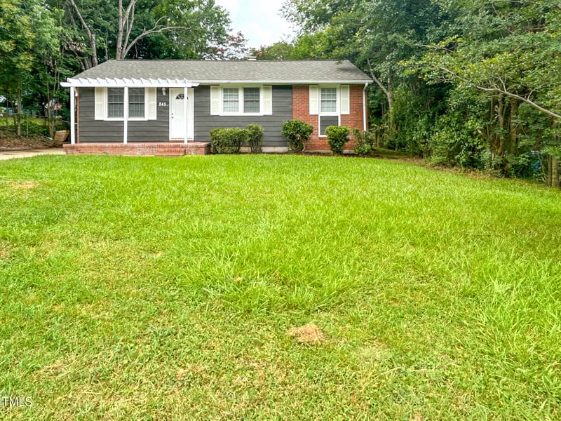 845 Newcombe Rd, Raleigh, NC 27610