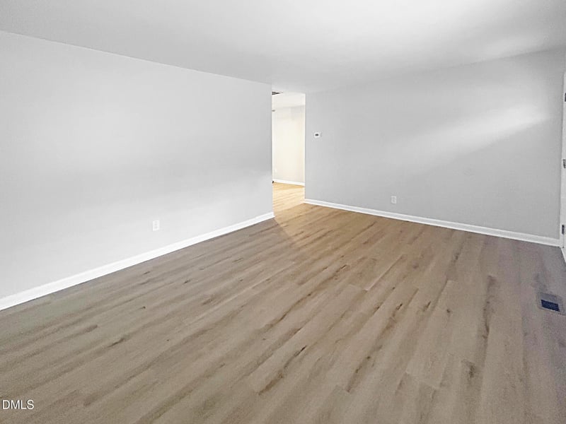 845 Newcombe Rd, Raleigh, NC 27610