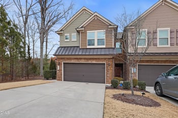 845 Rymark Ct, Cary, NC 27513