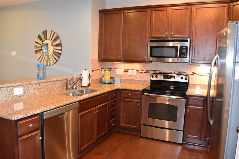 845 Swan Neck Ln, Raleigh, NC 27615