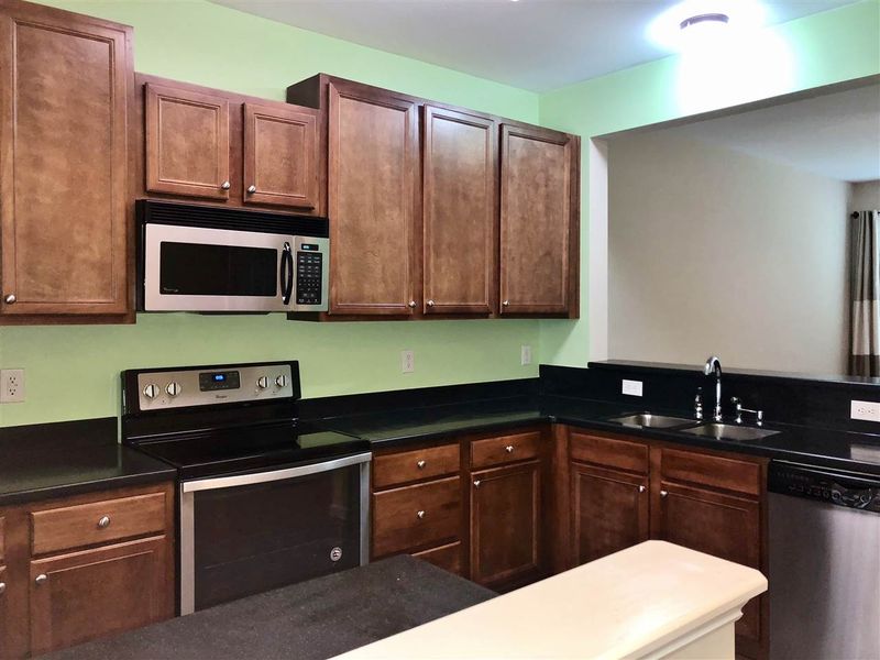 8460 Central Dr, Raleigh, NC 27613