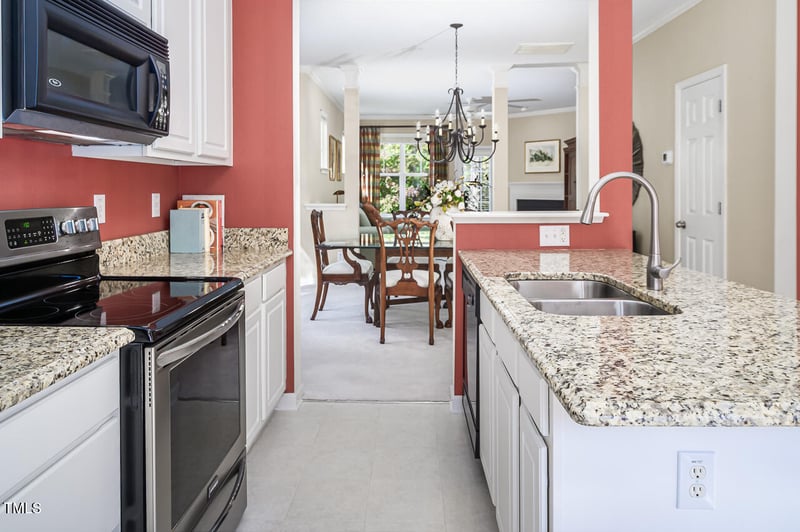 8466 Central Dr, Raleigh, NC 27613