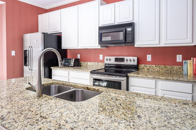 8466 Central Dr, Raleigh, NC 27613
