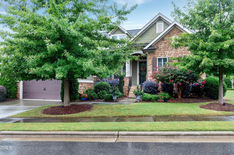 8469 Lentic Ct, Raleigh, NC 27615