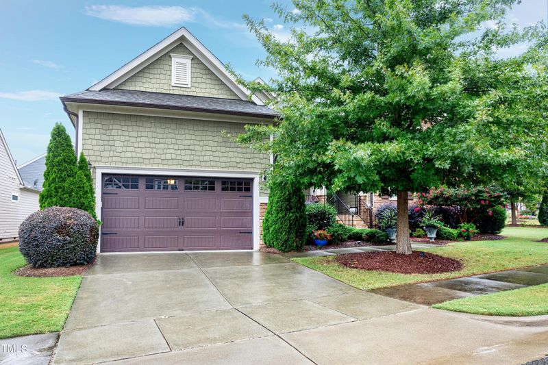 8469 Lentic Ct, Raleigh, NC 27615