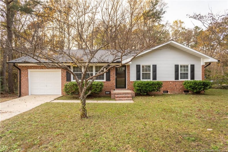847 Durwood Dr, Fayetteville, NC 28311