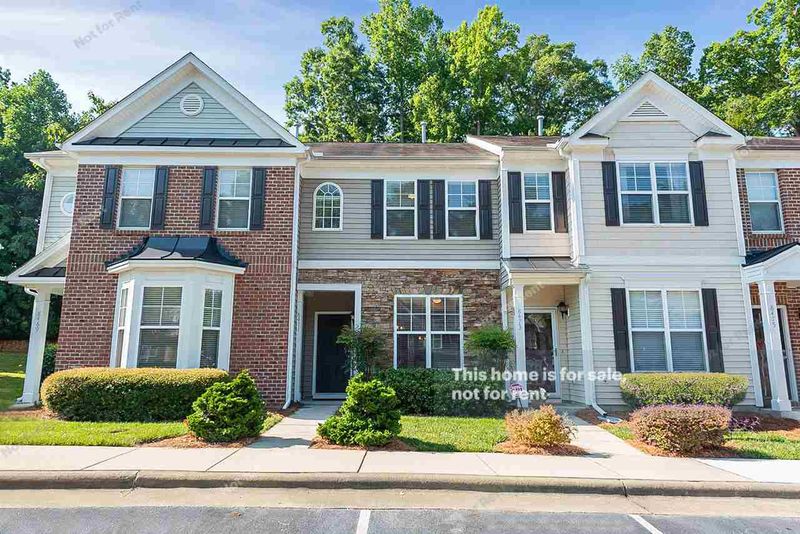 8471 Central Dr, Raleigh, NC 27613