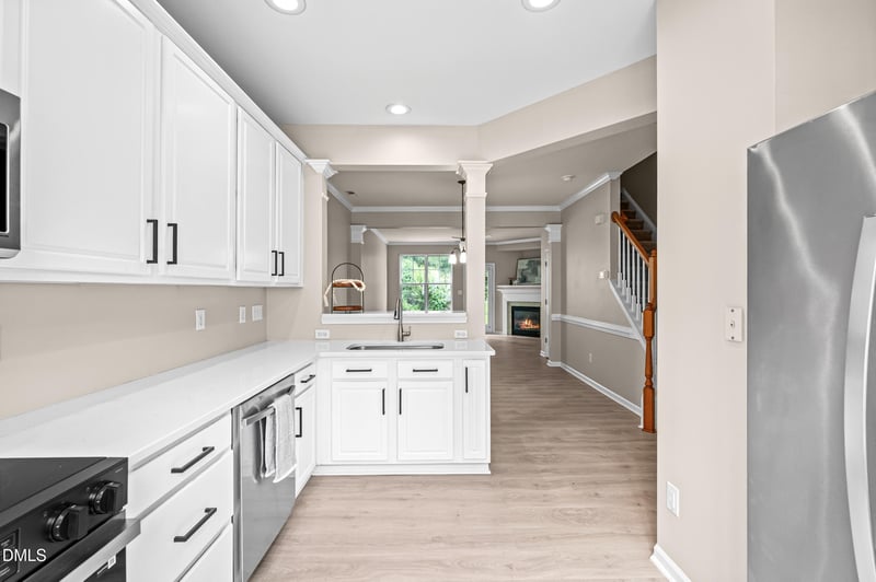 8472 Central Dr, Raleigh, NC 27613