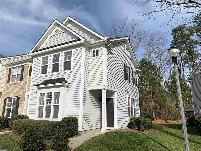 8488 Central Dr, Raleigh, NC 27613