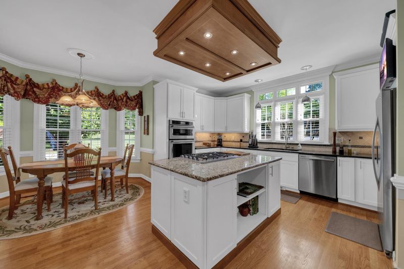 849 Parkridge Dr, Clayton, NC 27527