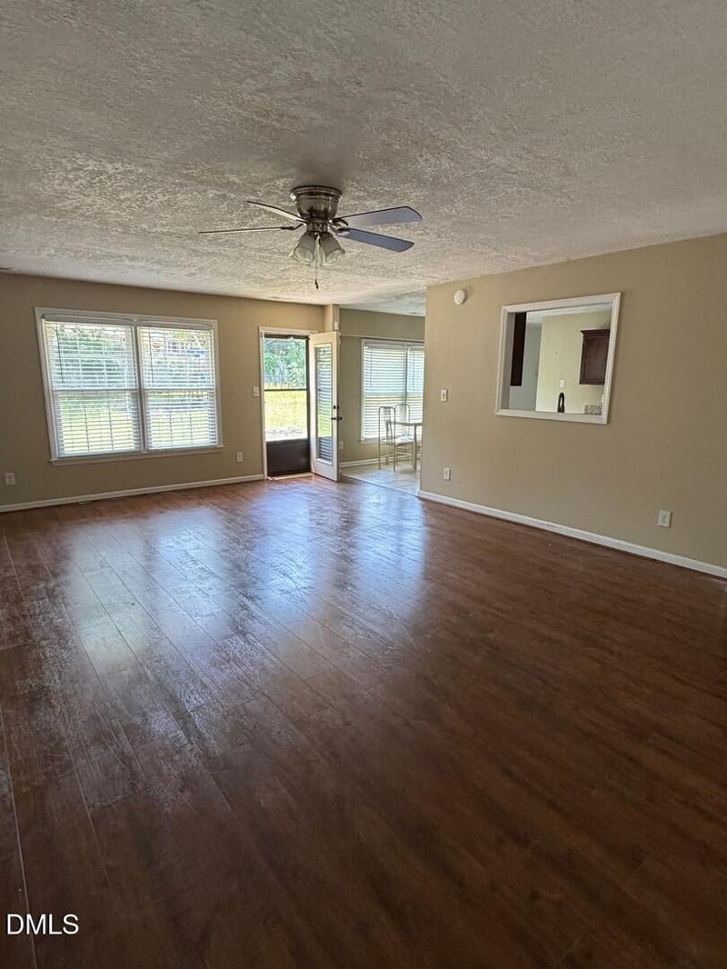 849 Santiato Dr, Fayetteville, NC 28314